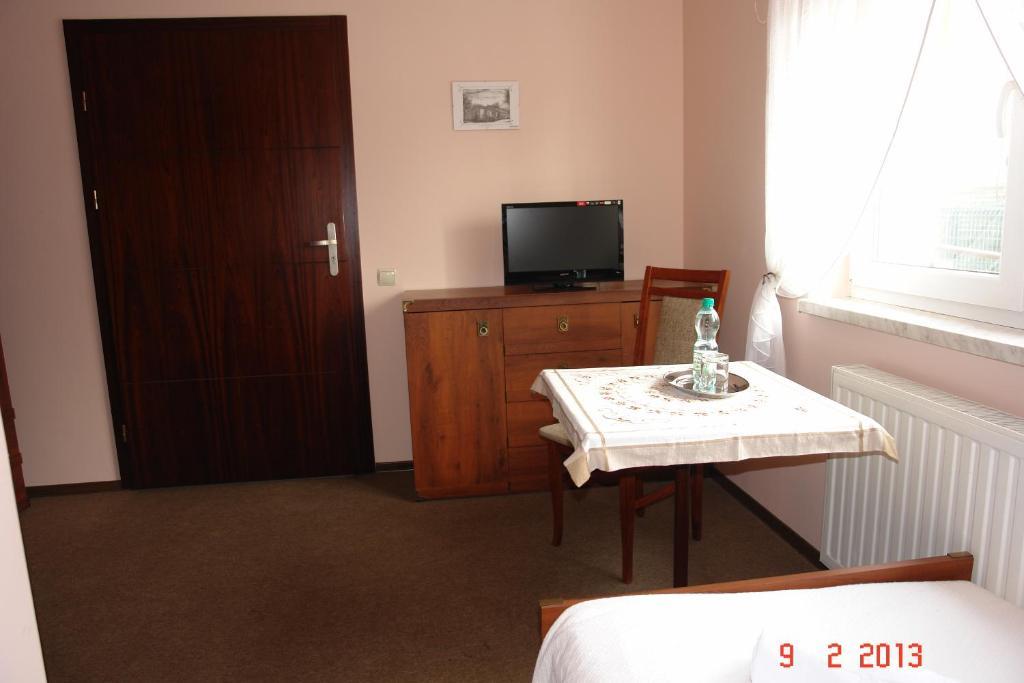 Pokoje Hotelowe Wiktoria Goczałkowice-Zdrój Quarto foto